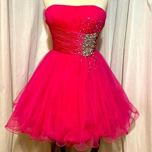 Sherri Hill Ballerina style tulle party dress